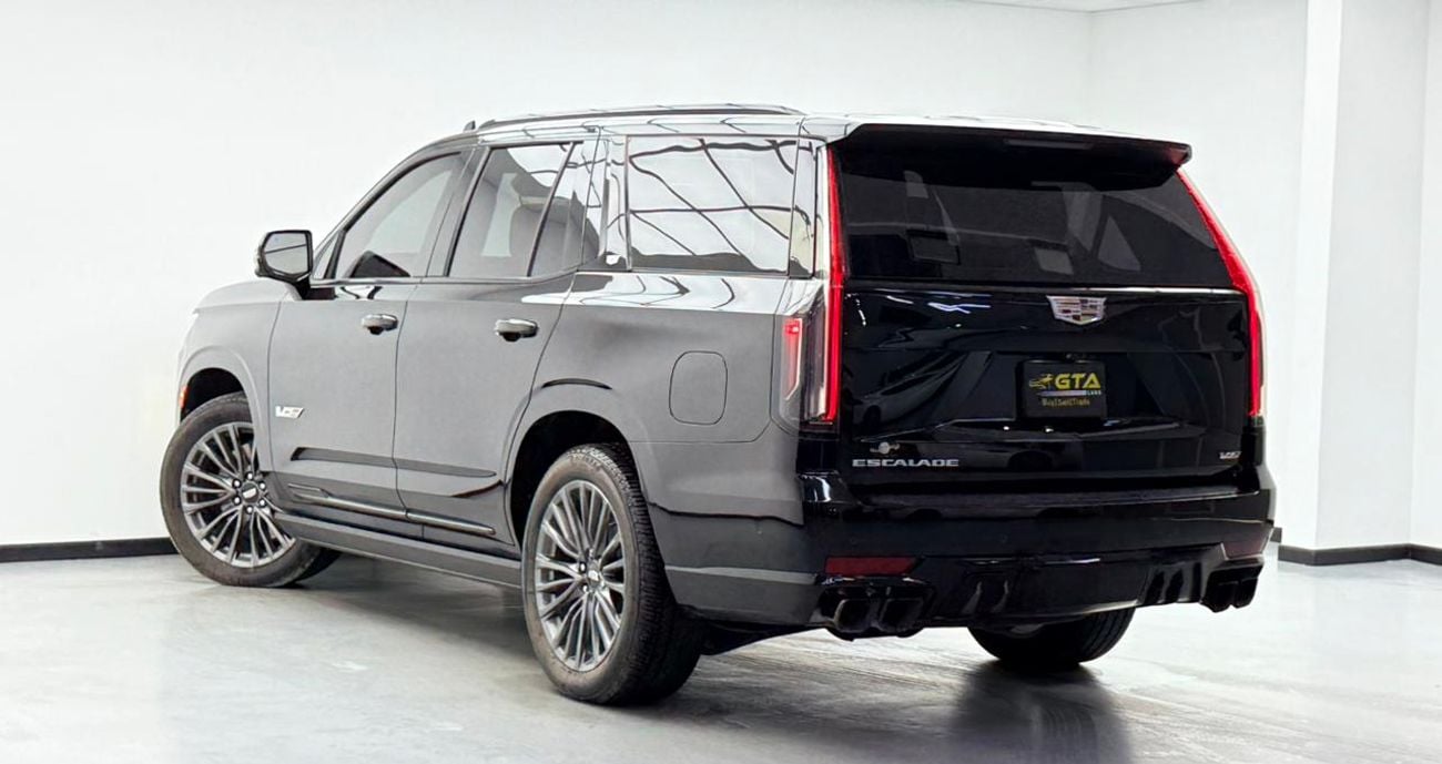 كاديلاك إسكالاد Escalade-V 6.2L 2023 Cadillac Escalade V, 2027 Cadillac Warranty, 2028 Cadillac Service Pack, GCC