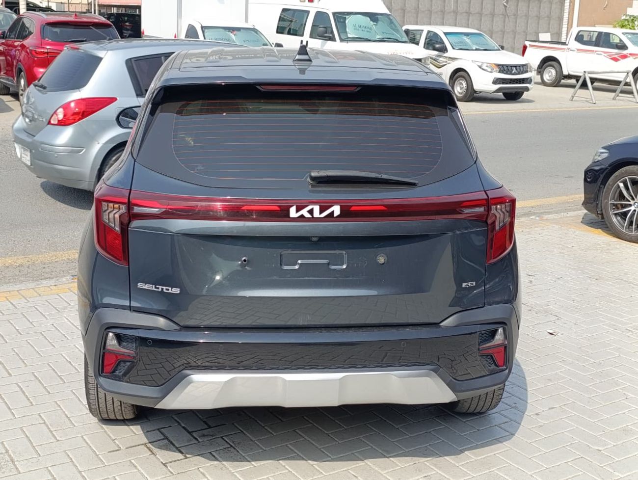 Kia Seltos Std 1.6L (121 HP)