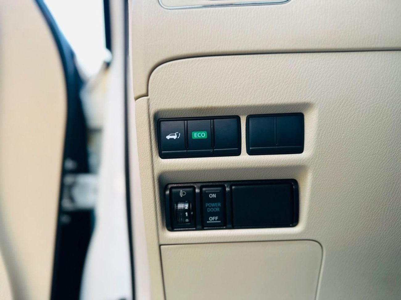Nissan Patrol LE PLATINUM CITY + LE TITANIUM