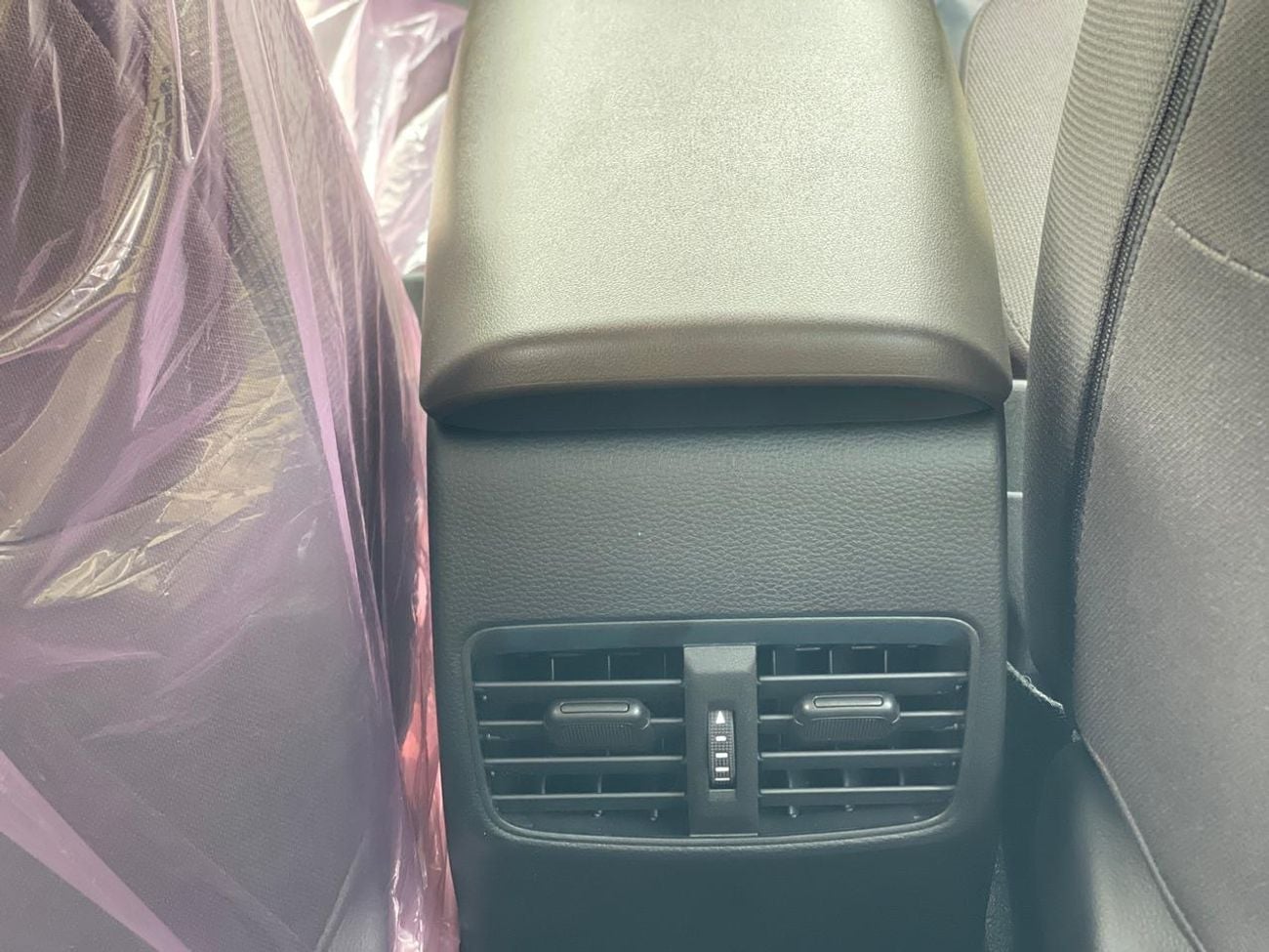 تويوتا كورولا XLI 2.0L STD FWD