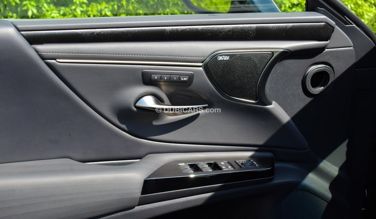 Lexus ES350 Luxury Hybrid