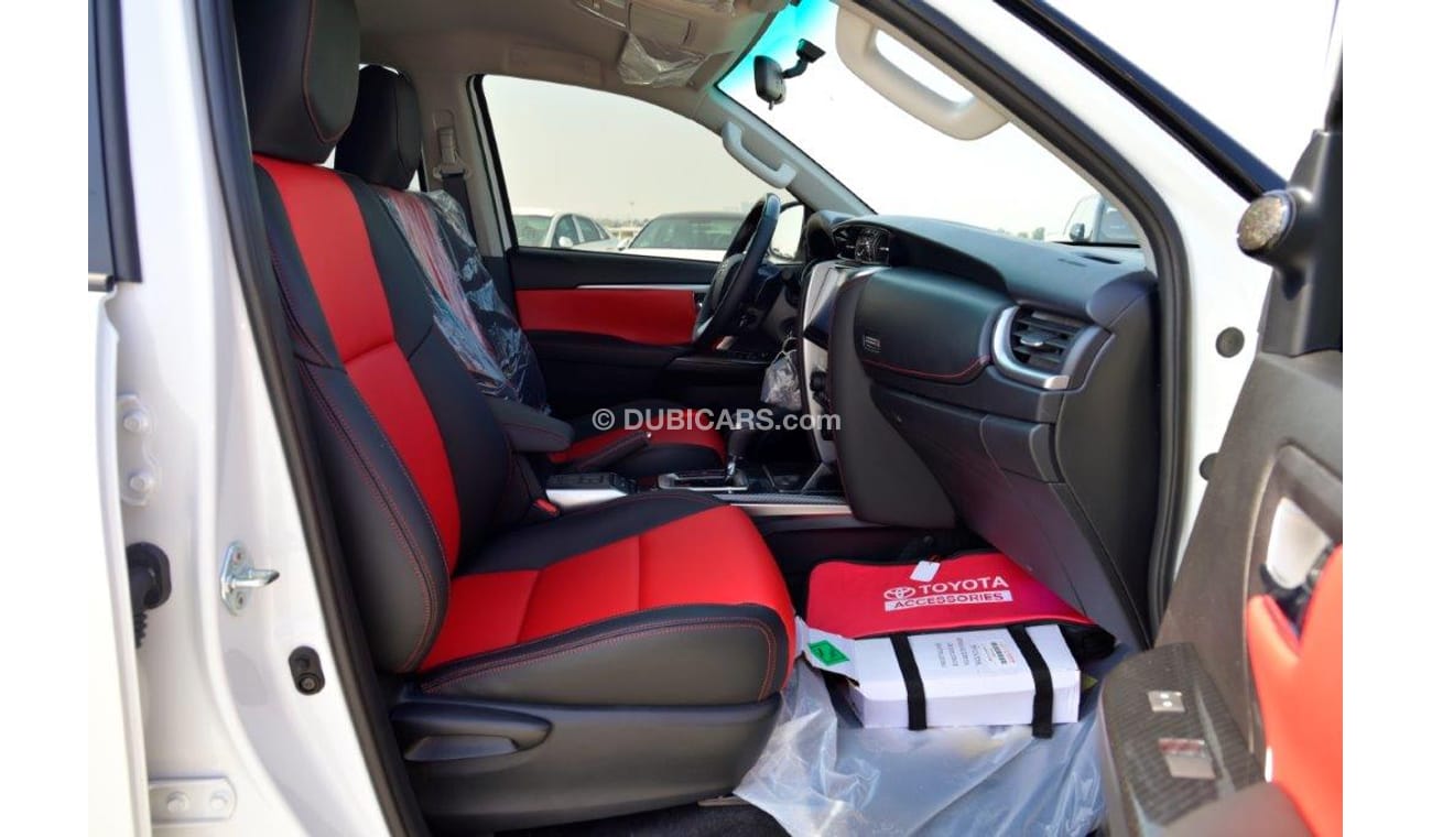 تويوتا فورتونر Legender