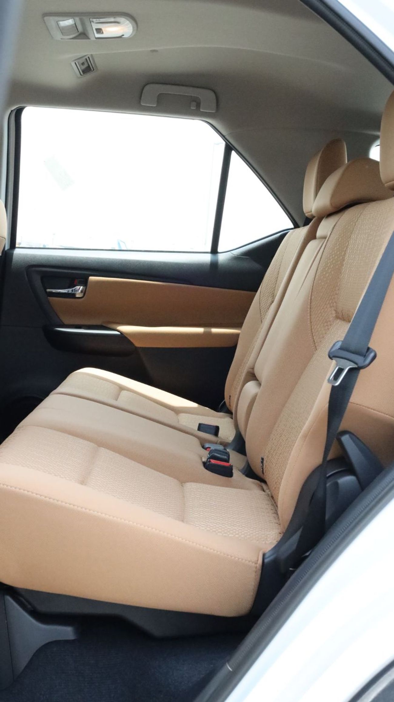 Toyota Fortuner EXR 2.7L (160 HP)