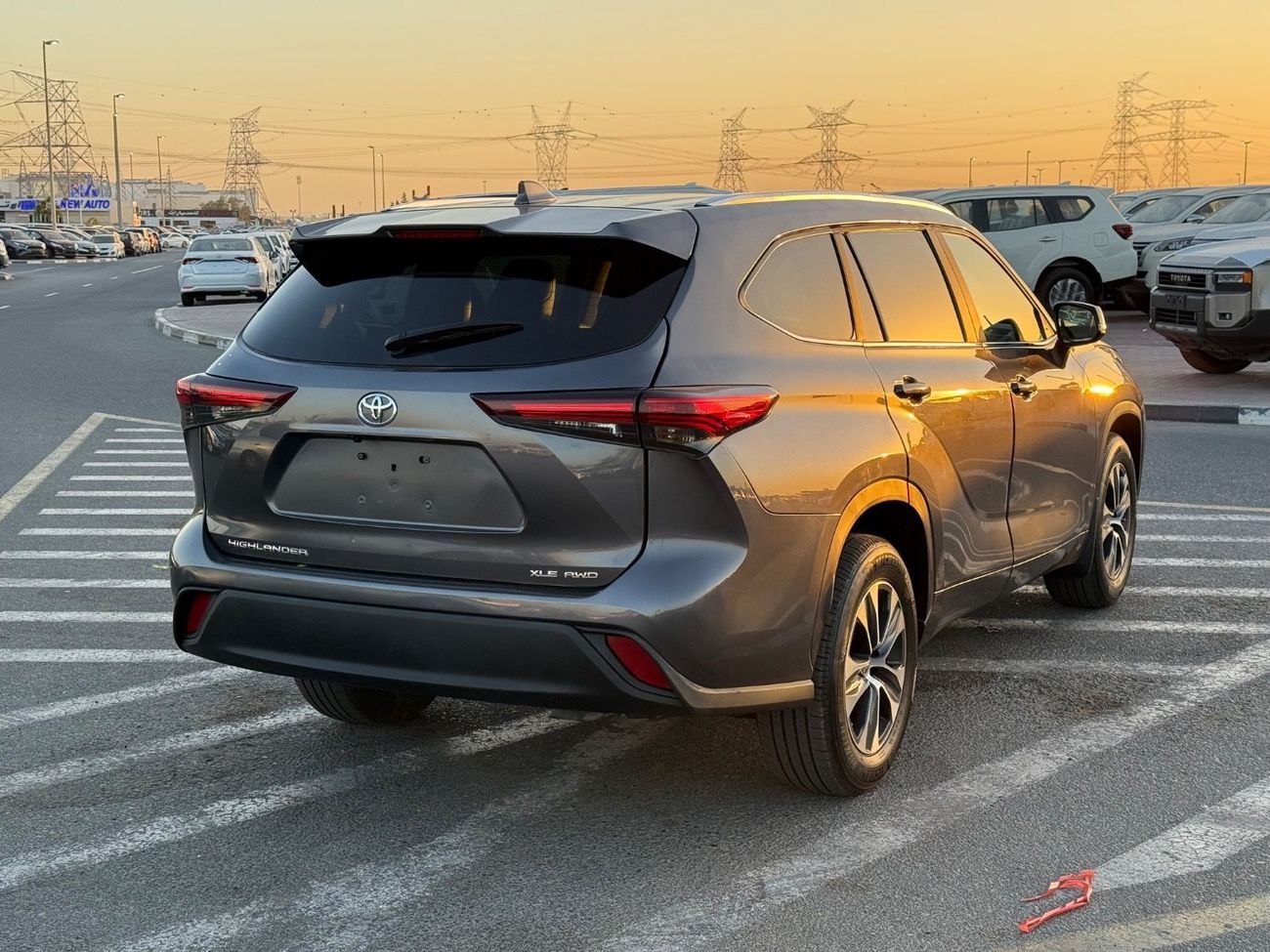 Toyota Highlander 2024 TOYOTA HIGHLANDER XLE 4x4 FULL. OPTIONS IMPORTED FROM USA