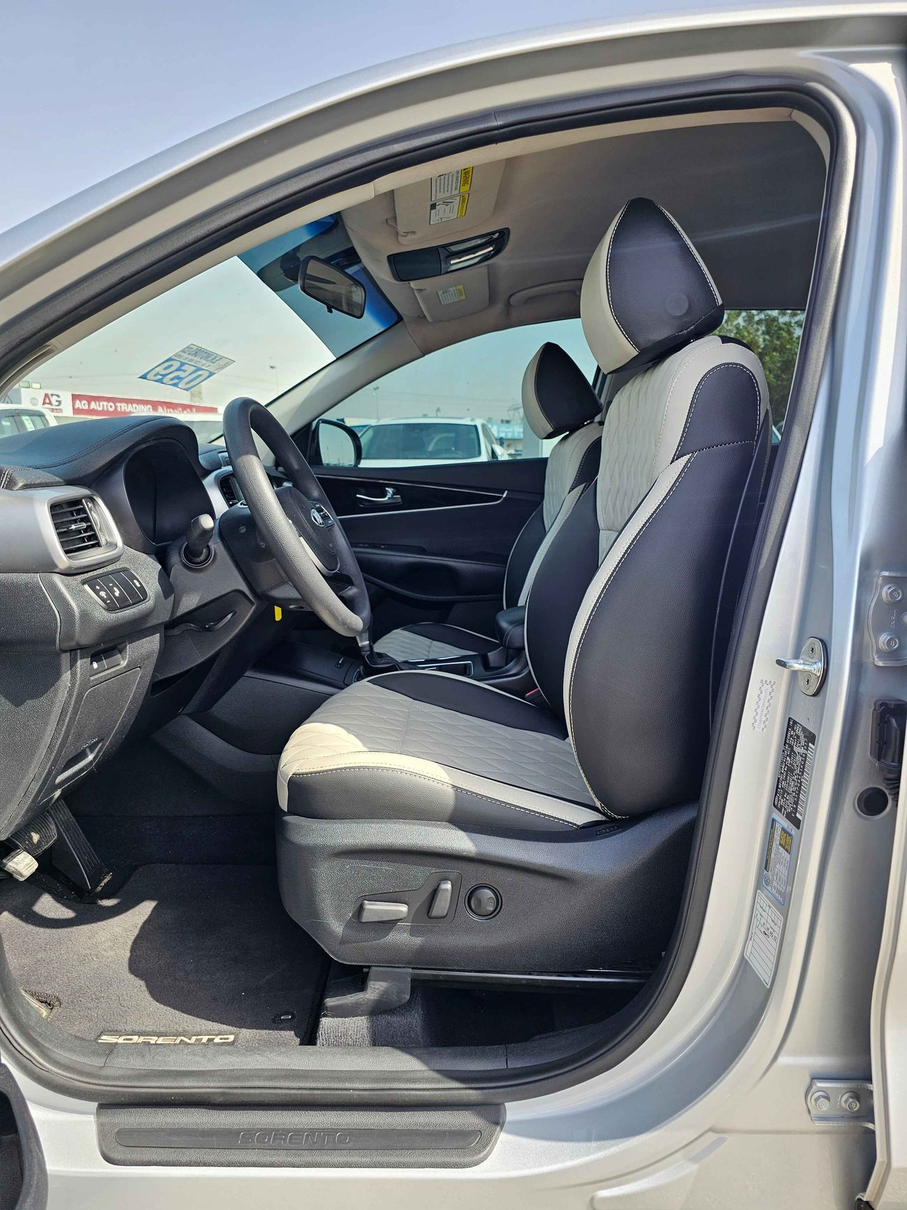 Kia Sorento LX / 7 SEATS V6 / ELECTRIC / LEATHER SEATS / DVD / BLIND SPOT / ONLY FOR EXPORT / LOT#69917