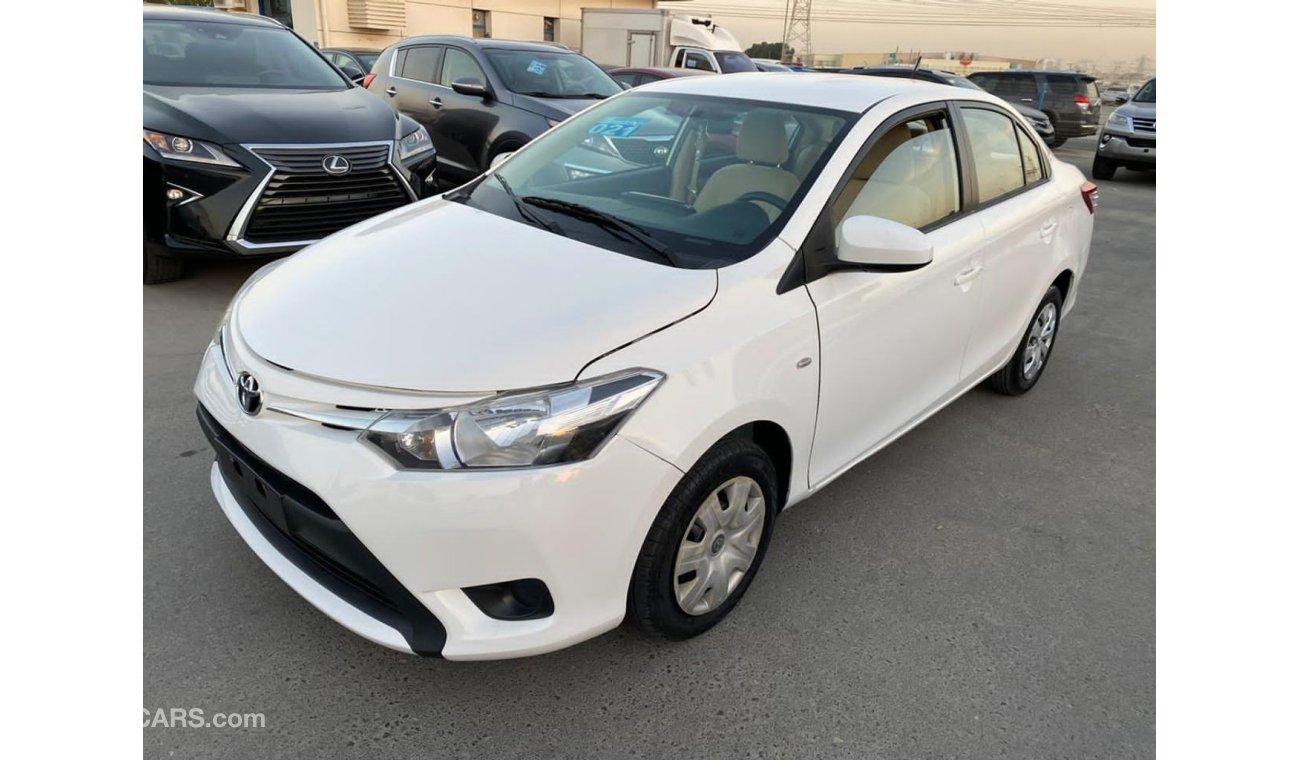 تويوتا يارس URGENT SALE 2015 TOYOTA YARIS GCC