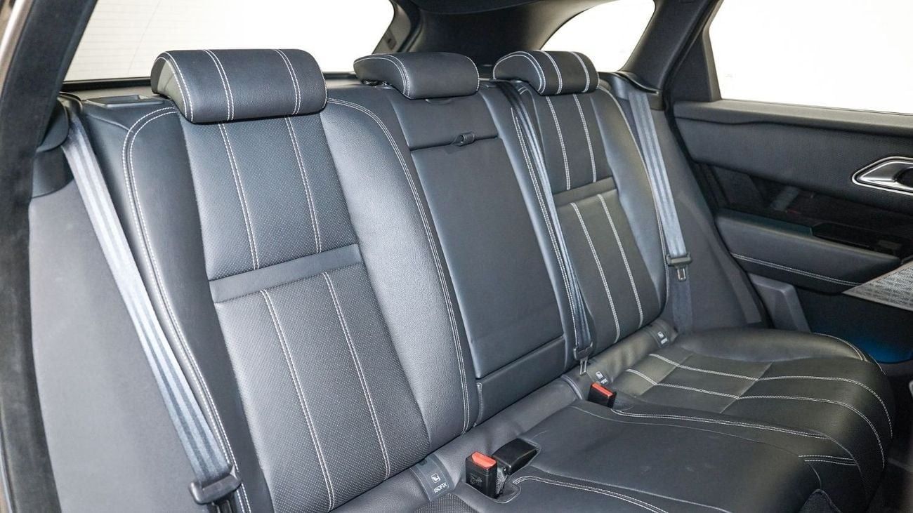 Land Rover Range Rover Velar P250 R-Dynamic SE 2.0L | AED 2,628 PM | 2 Years Unlimited Warranty | GCC