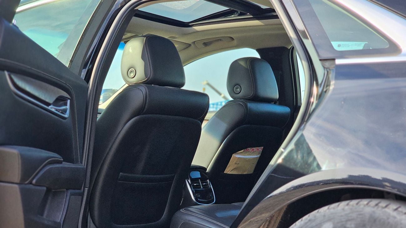 كاديلاك XTS premium luxury 3.6L full option