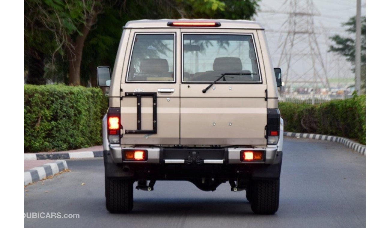 Toyota Land Cruiser Hardtop wagon petrol 3 Doors