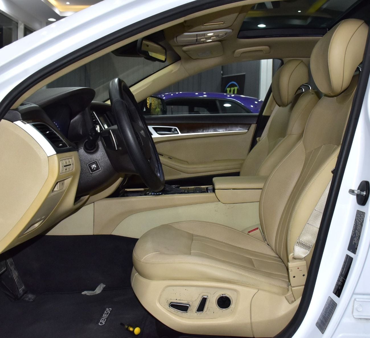 Hyundai Genesis PLATINUM EXCELLENT DEAL for our Hyundai Genesis 3.8 ( 2016 Model ) in White Color GCC Specs