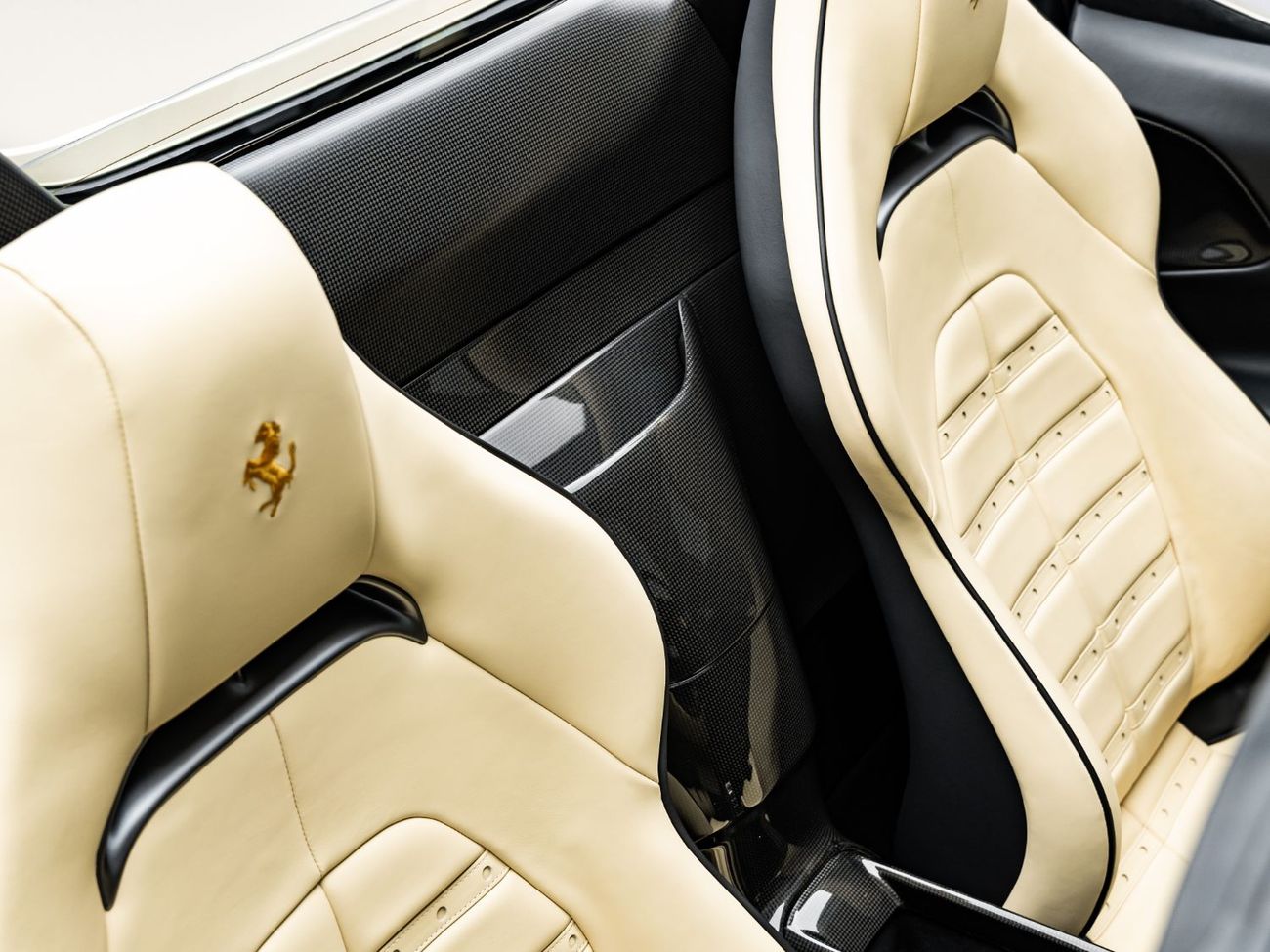 Ferrari SF90 Spider 2024 Ferrari SF90 Spider Assetto Fiorano, Ferrari Warranty and Service Contract, Low KMs, GCC