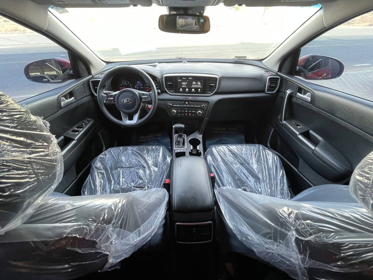 كيا سبورتيج LX / 2.4 V4 / رادار / مساعدة مسار / نقطة عمياء / شاشة كبيرة / جنوط / مكيف خلفي