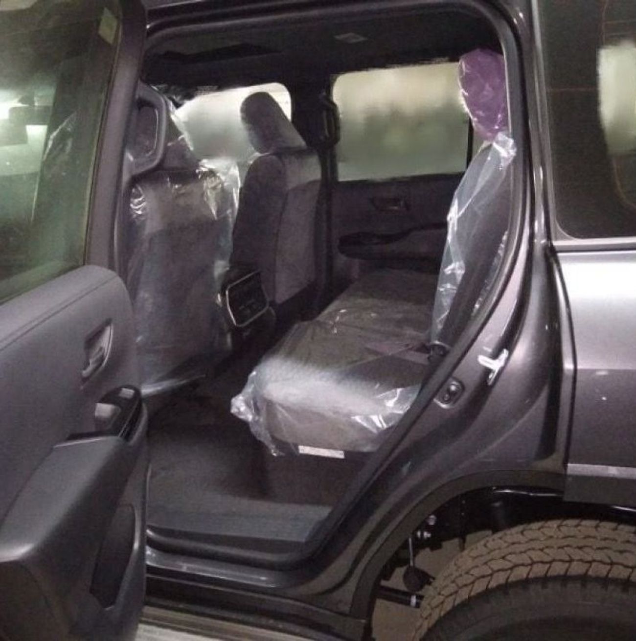 تويوتا لاند كروزر TOYOTA LAND CRUISER 300 GXR V6 3.3L DIESEL 7