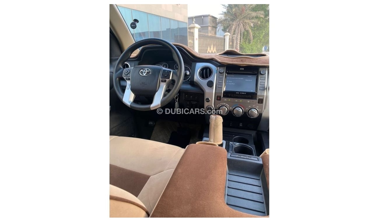 تويوتا تاندرا Std Toyota Tundra 2016 Price 95.000 dirhams Mileage 164.000 km Full Option No. 1,sunroof , leather,