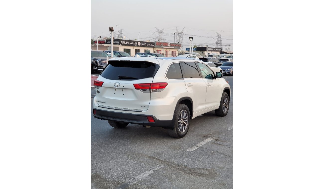 تويوتا هايلاندر TOYOTA HIGHLANDER FULL OPTION