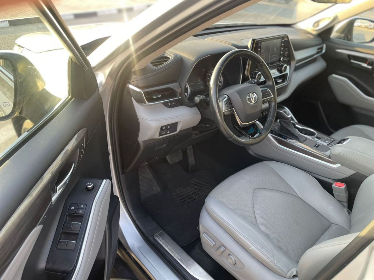 تويوتا هايلاندر Limited Hybrid