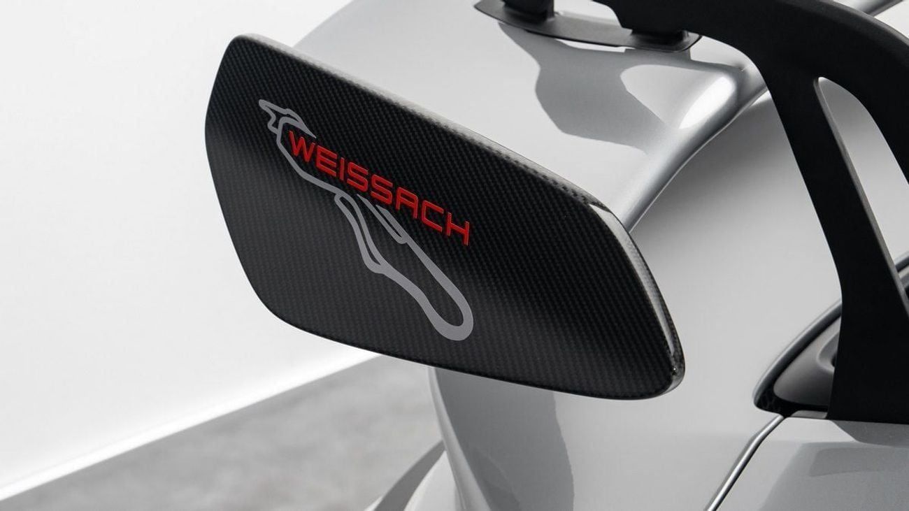 Porsche 911 (992.2) GT3 Weissach - 2025 - GCC Specs - Under Warranty