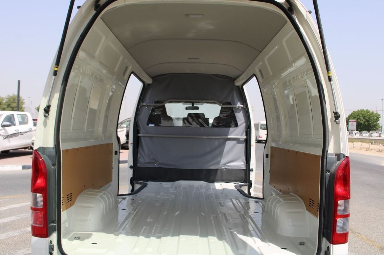 Toyota Hiace DX TOYOTA HIACE 2.7L PETROL 3 SEATER CARGO HIGH ROOF MANUAL