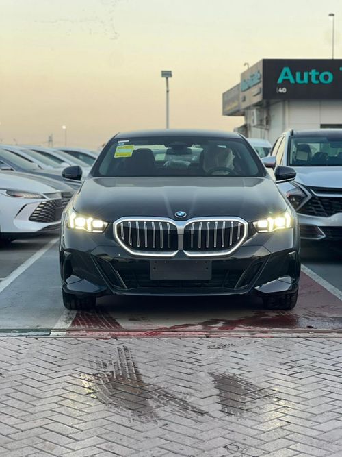 بي أم دبليو 530Li STANDARD full option