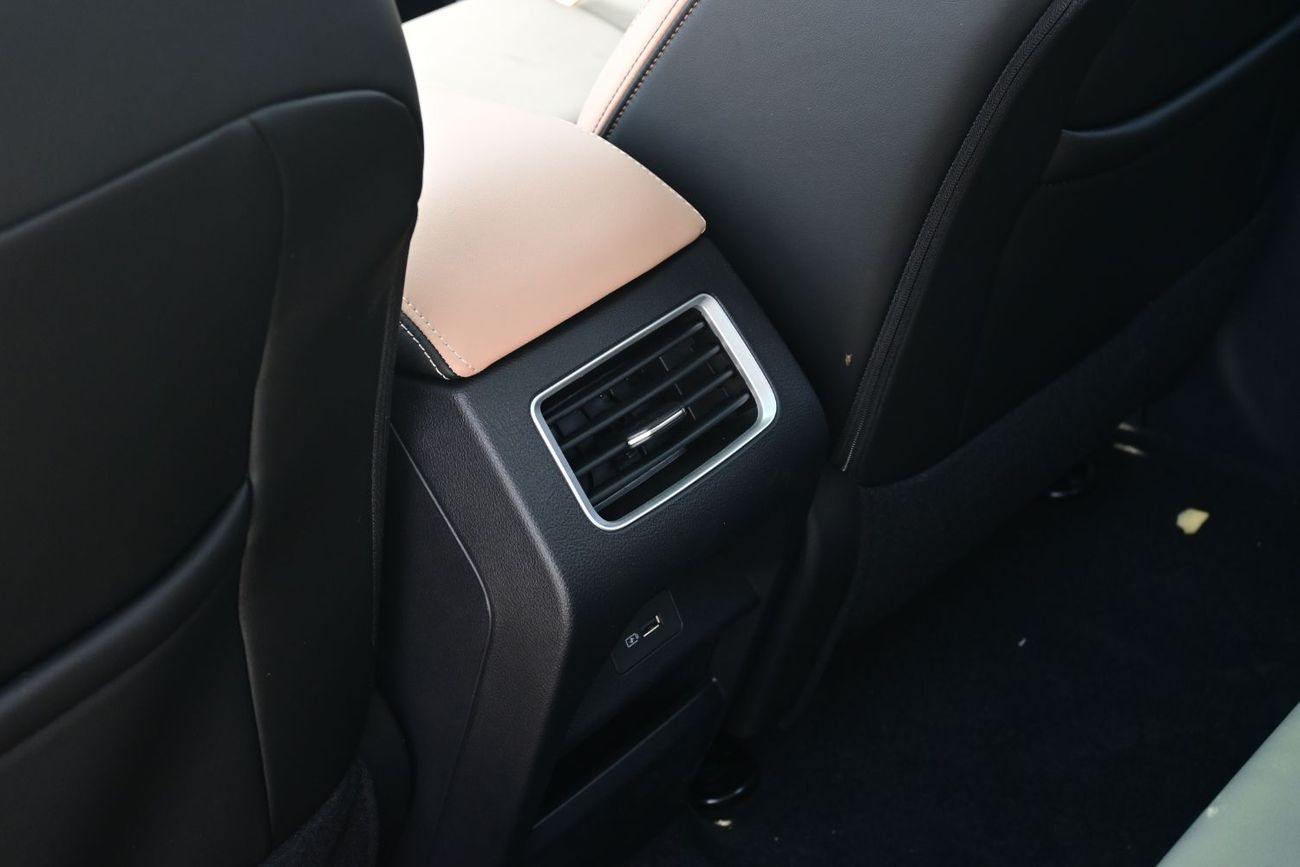 Livan X6 Pro LIVAN X6Pro 1.5L Turbo Petrol, Model 2024, Color White