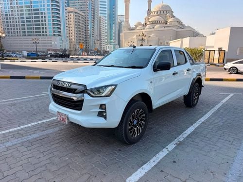 Isuzu D-MAX STANDARD