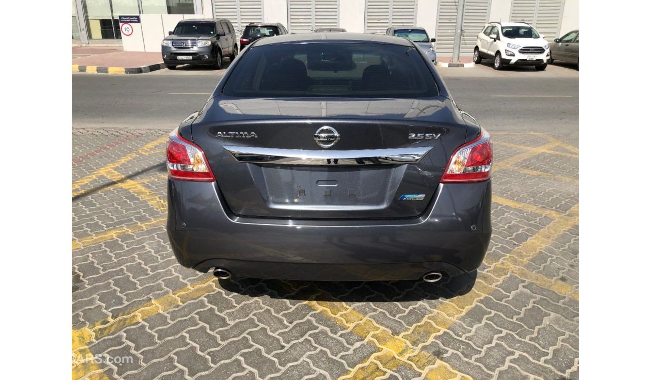 Nissan Altima