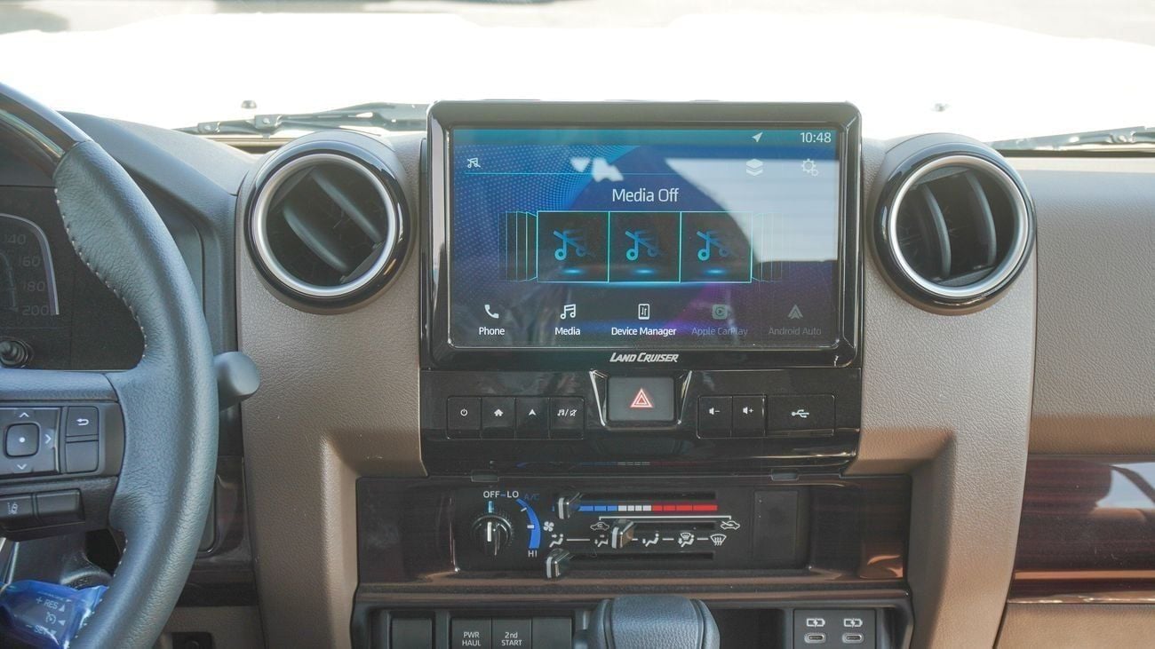 تويوتا لاند كروزر 70 LX 2.8L DIESEL Oman Specs