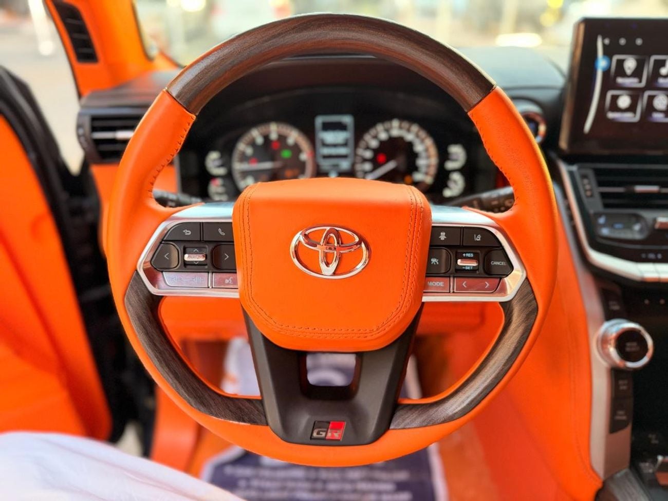 تويوتا لاند كروزر GXR 4.6L