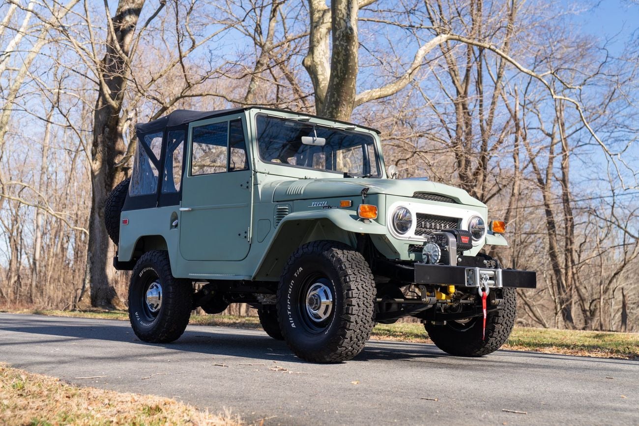 Toyota FJ Cruiser LS3 Swap, 5 Speed Manual, Restomod