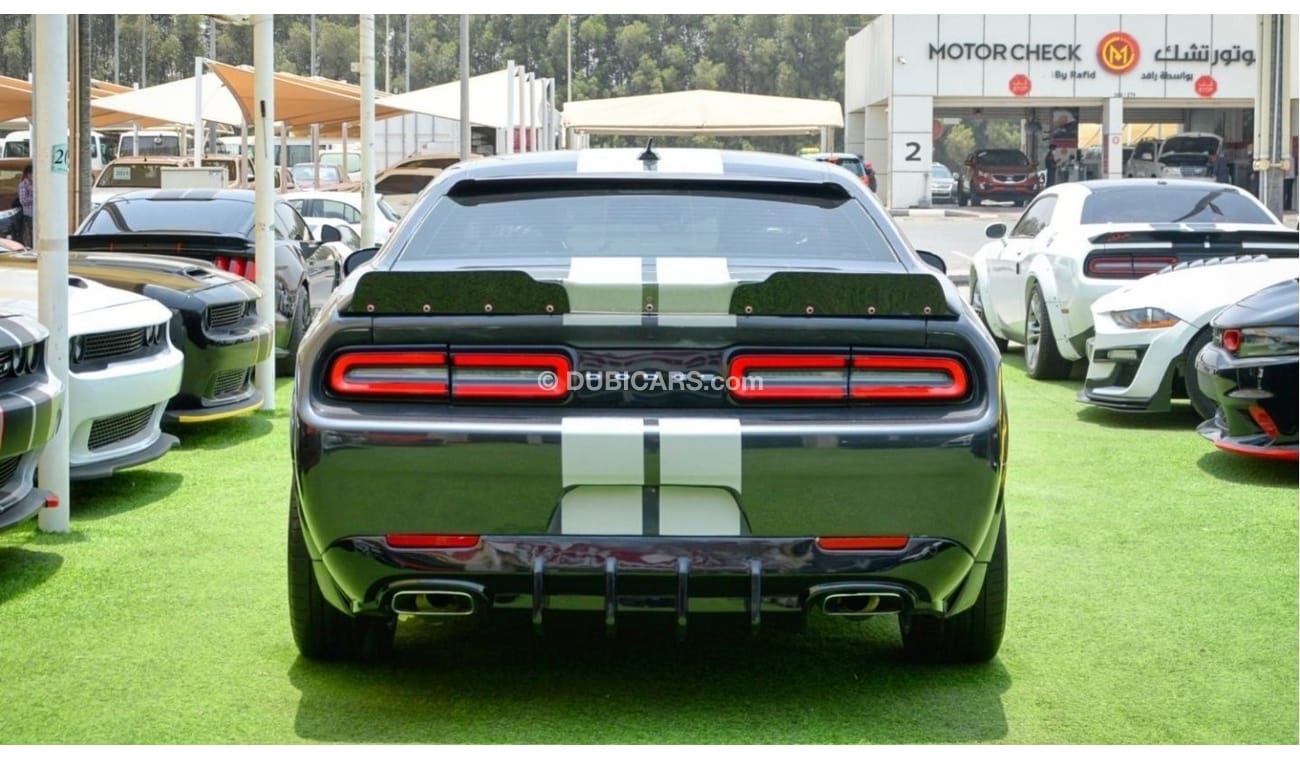 Dodge Challenger Challenger SXT V6 2018/ FullOption/ SRT Body Kit/ Leather Seats/ Low Miles/ Very Good Condition