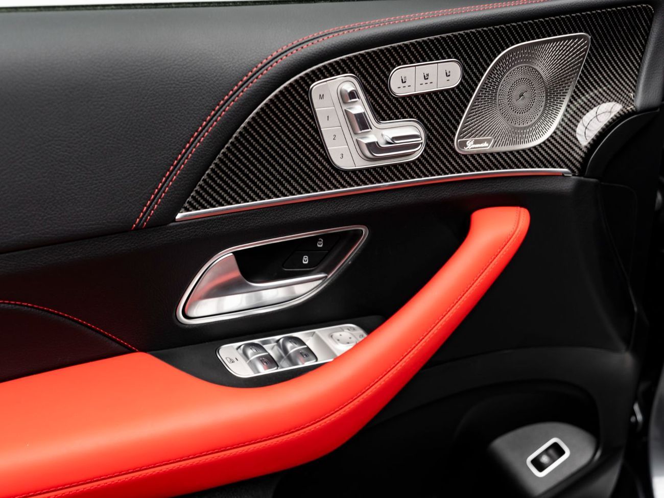 Mercedes-Benz GLE 53 AMG Premium + 3.0L 2025 Mercedes GLE53 AMG, 2030 Mercedes Warranty, Low KMs, GCC