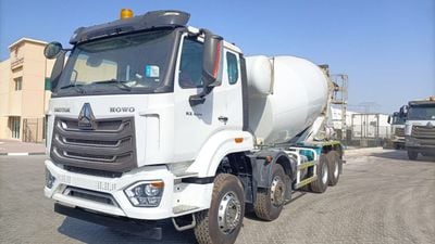 Sinotruk HOWO N7G 8x4 Mixer MC11.43-30