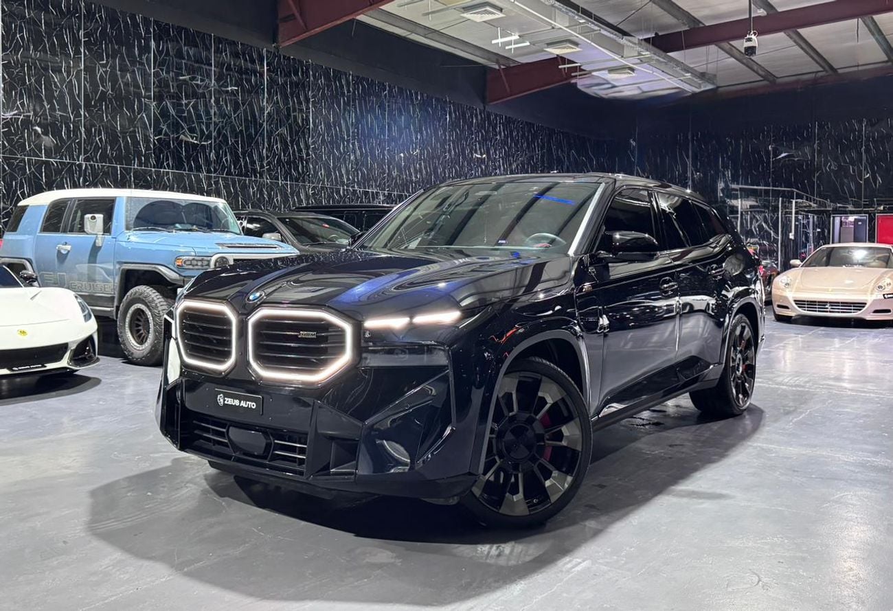 بي أم دبليو XM 4.4L, Twin Turbo V8 +Electric motor,653Hp,8-Speed Automatic ,AWD