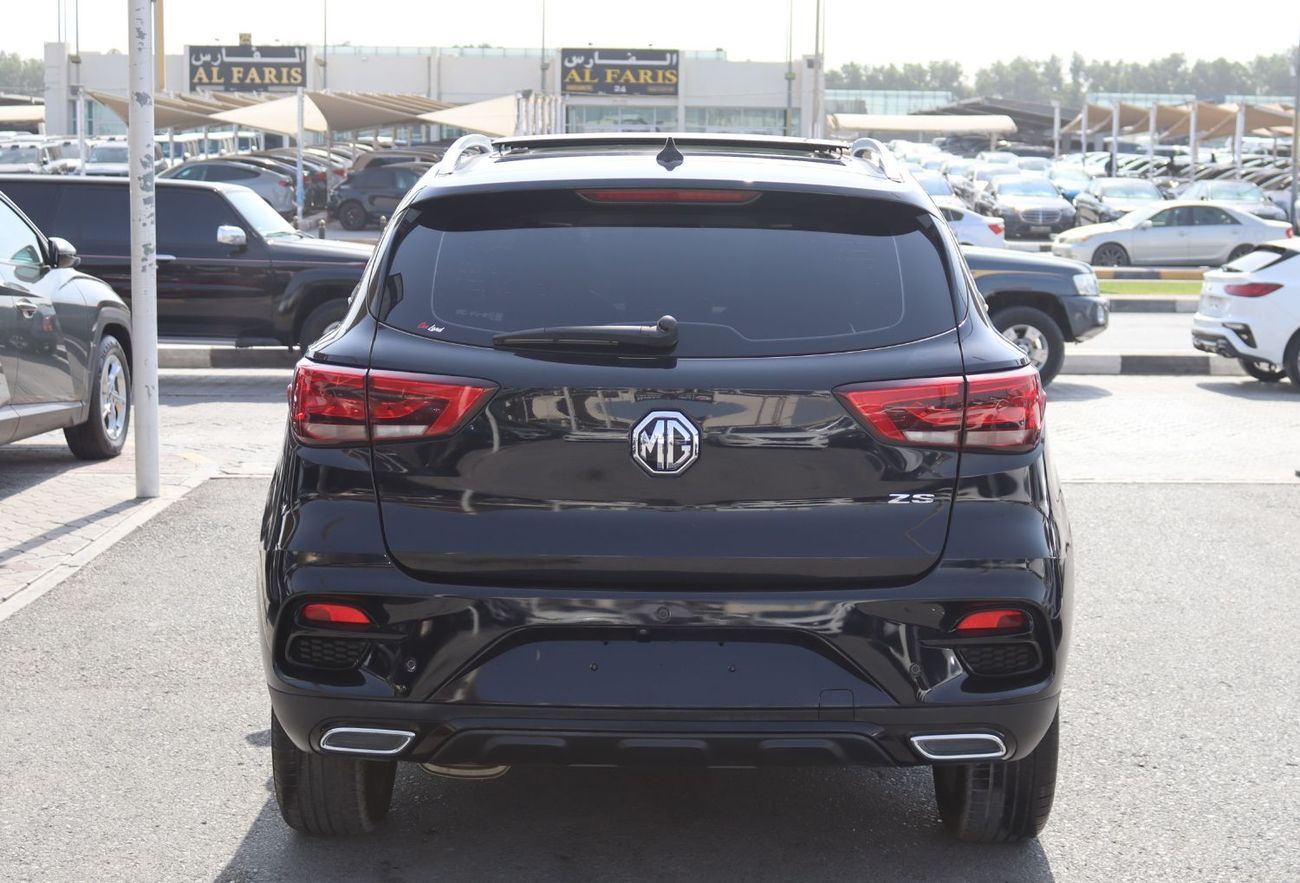 أم جي ZS MG ZS 2023 Full option - GCC- In excellent condition -Engine 1.5L - KM 86000 - PRICE 45000 AED