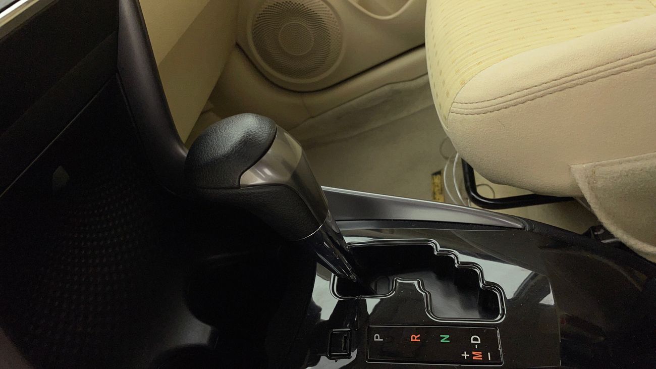 تويوتا يارس SE 1.5 | بدون دفعة مقدمة | اختبار قيادة مجاني للمنزل