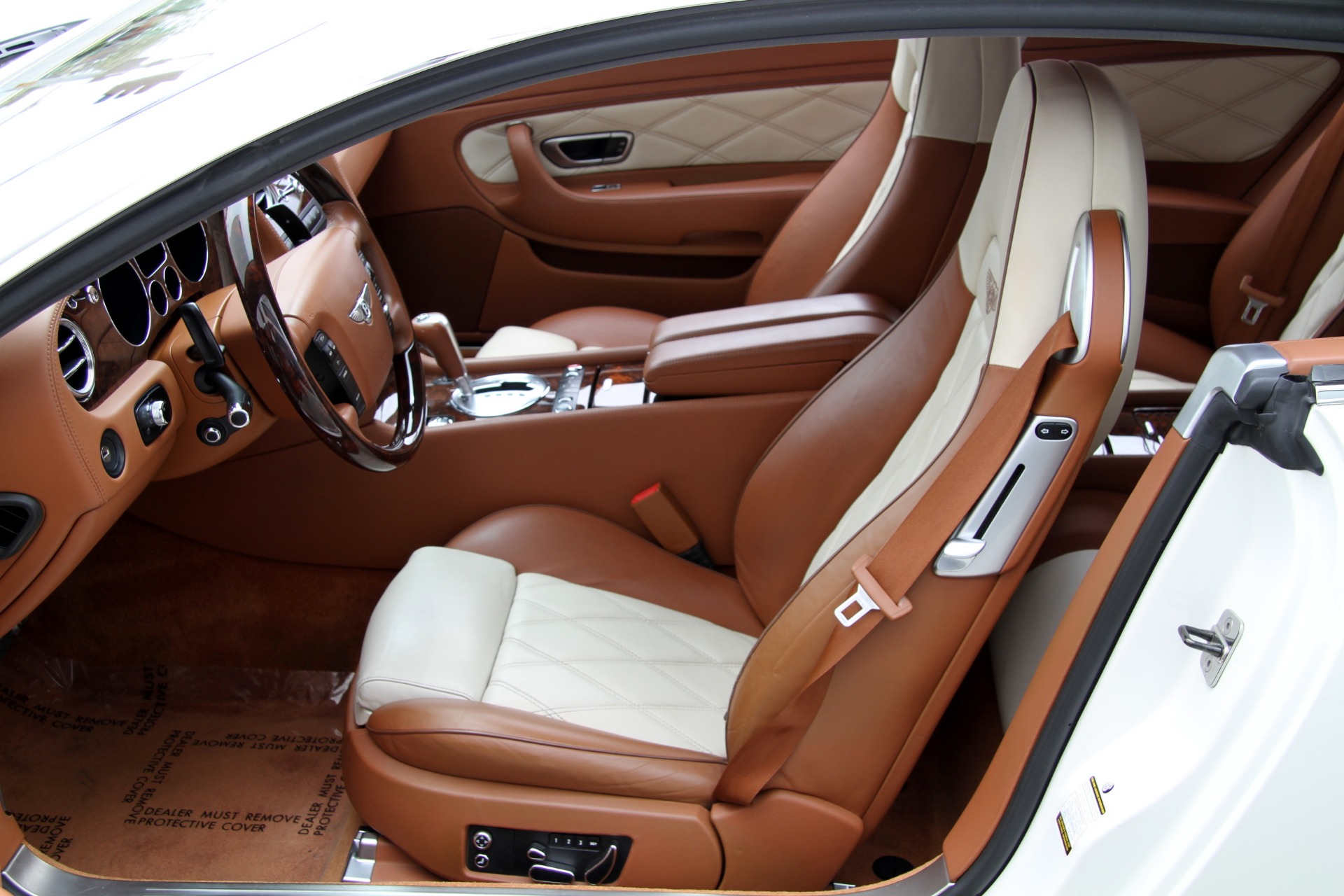Bentley Continental Supersports interior - Seats