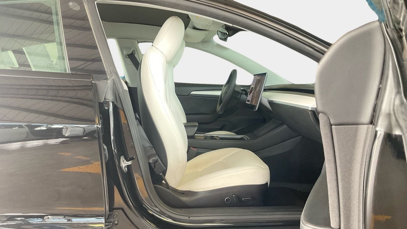 تسلا موديل 3 Performance (Dual Motor) | شامل الضمان | 0 ﺪﻔﻋﺓ ﺃﻮﻟﻯ