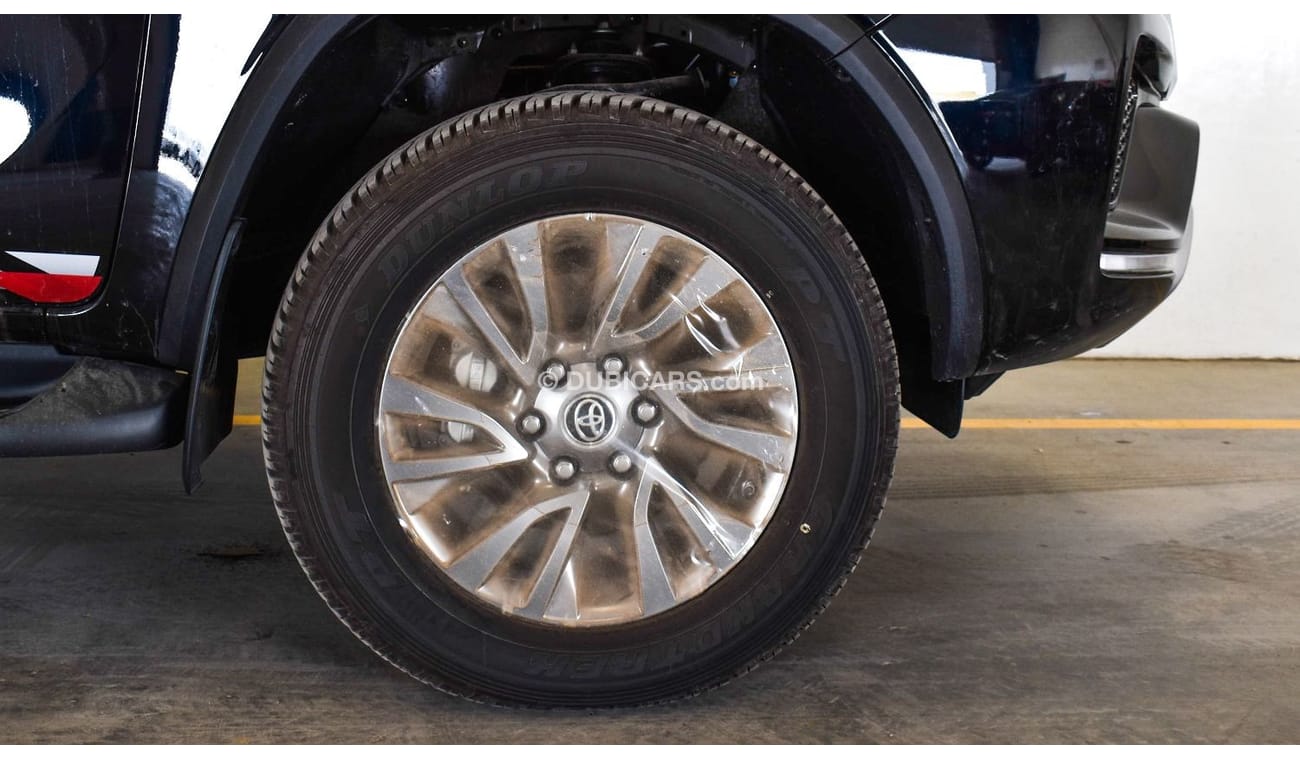 Toyota Fortuner 2023 Toyota Fortuner 4x4 4.0 High Option P AT | Climate Control + Cruise Control + Rear Cam + Diff L
