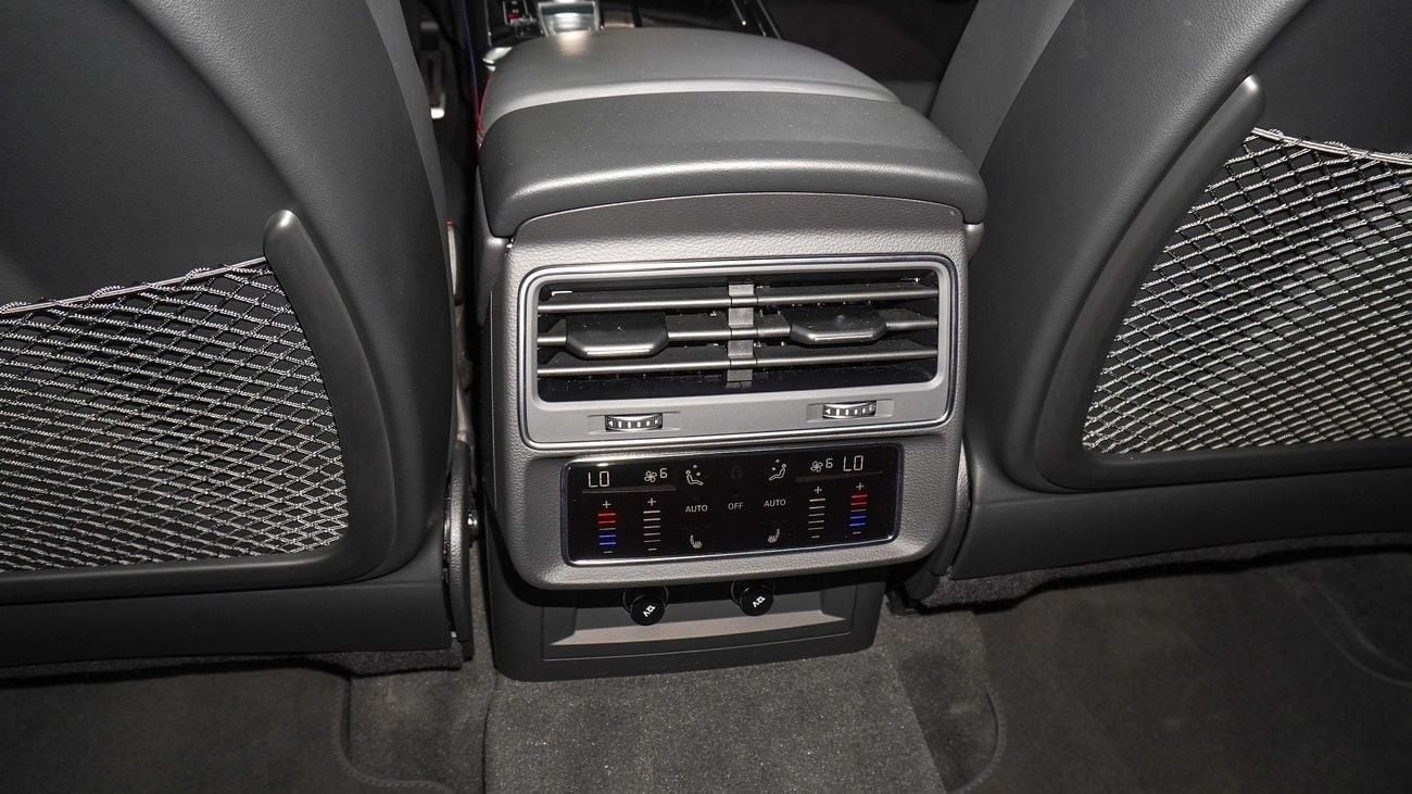 Audi RS Q8 TFSI quattro 4.0L AUDI RS Q8 2024 in Excellent Condition