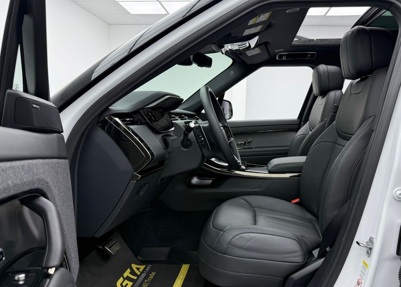 Land Rover Range Rover Sport Dynamic HSE P400 3.0L 2024 Range Rover Sport HSE Dynamic, Warranty, Full Service History, Very Low K