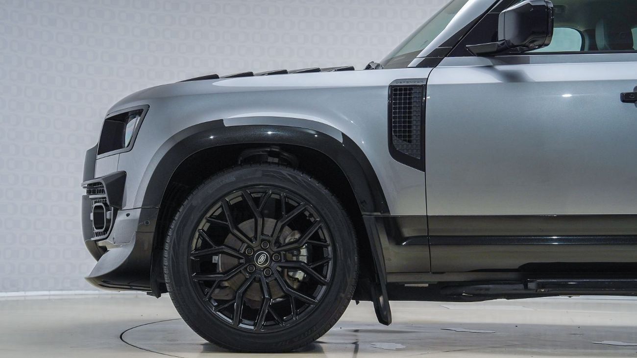لاند روفر ديفندر P300 110 SE 2.0L (7 Seater) | AED 3,812 PM | Up to 3 Years Warranty | GCC