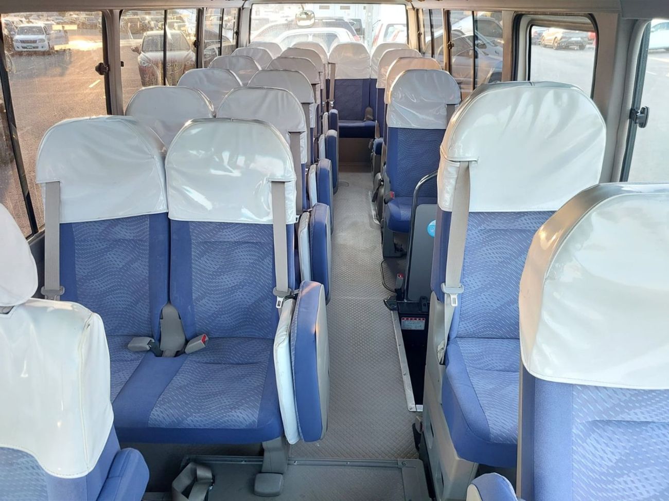 تويوتا كوستر 2015 TOYOTA COASTER BUS RHD 4.0 L DIESEL AUTOMATIC (PM02874)