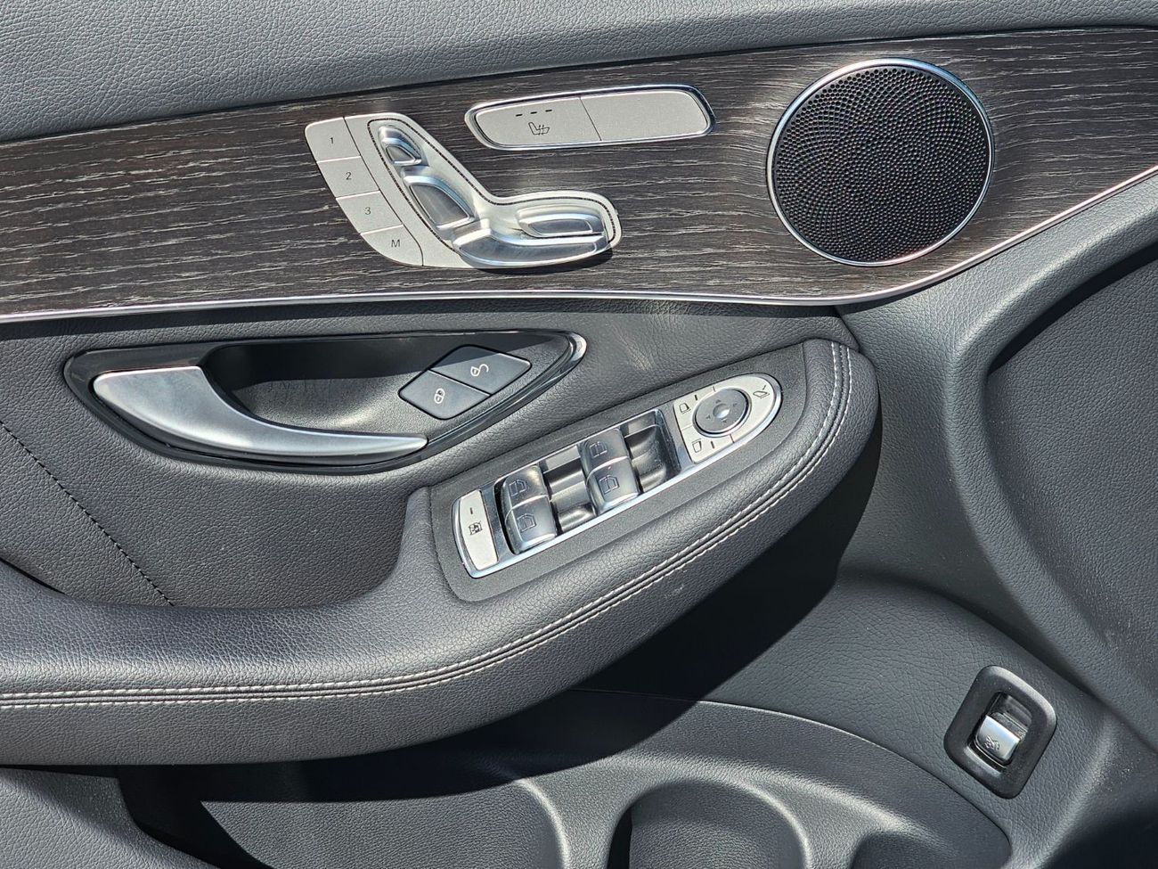 Mercedes-Benz GLC 300 4MATIC