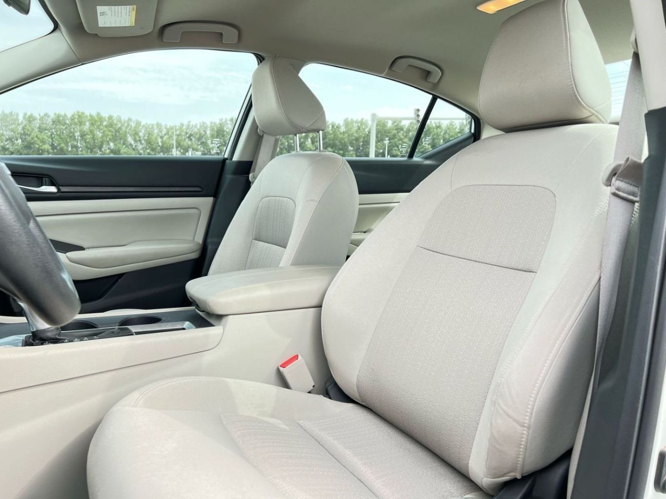 Nissan Altima SV 2.5L NISSAN ALTIMA 2022 GCC SPECS