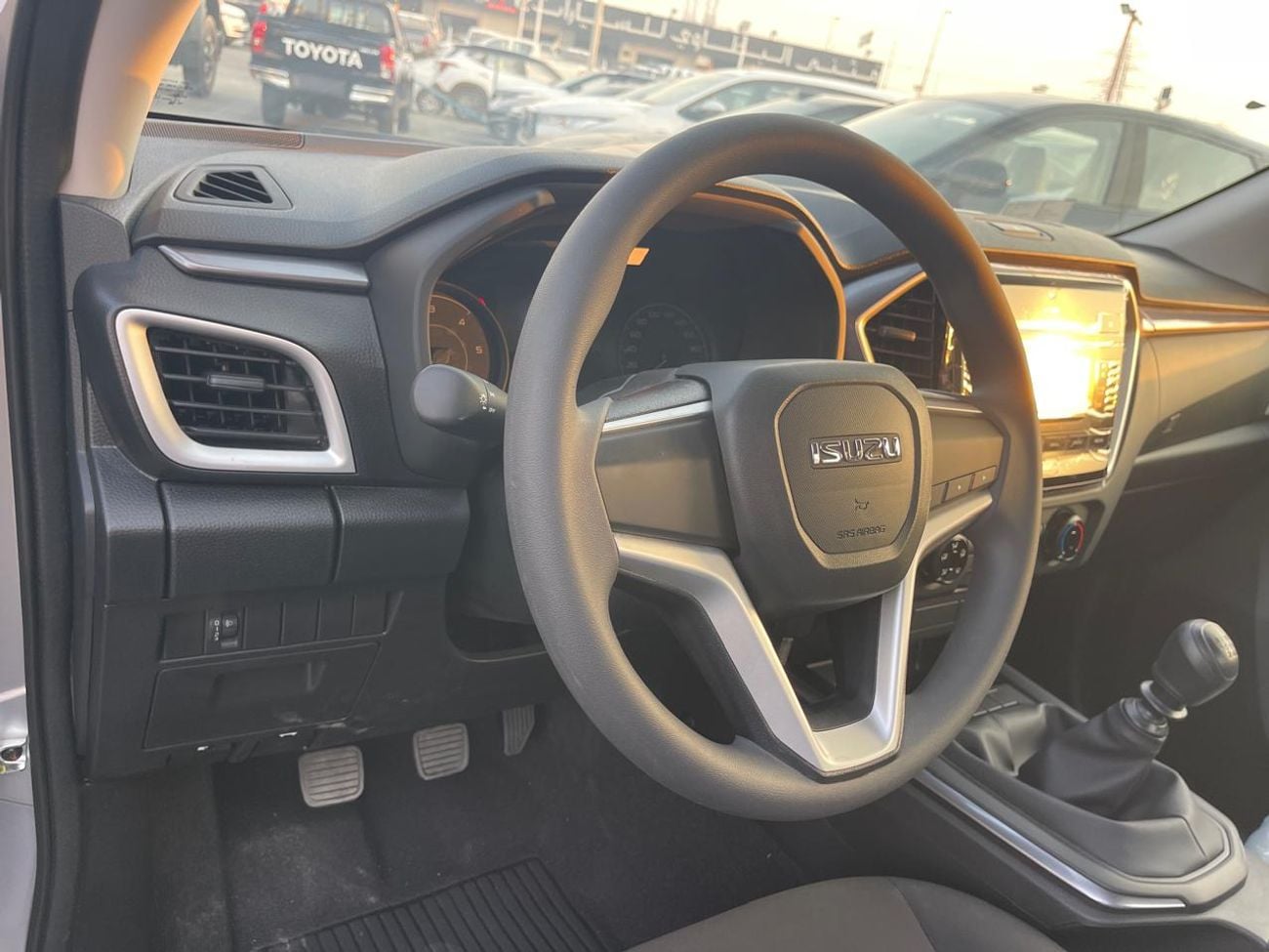 Isuzu D-MAX STD