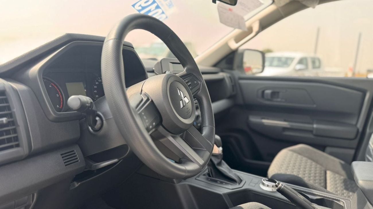 ميتسوبيشي L200 GLX DCABIN 2.4L DIESEL 4X4  6SPEED A/T