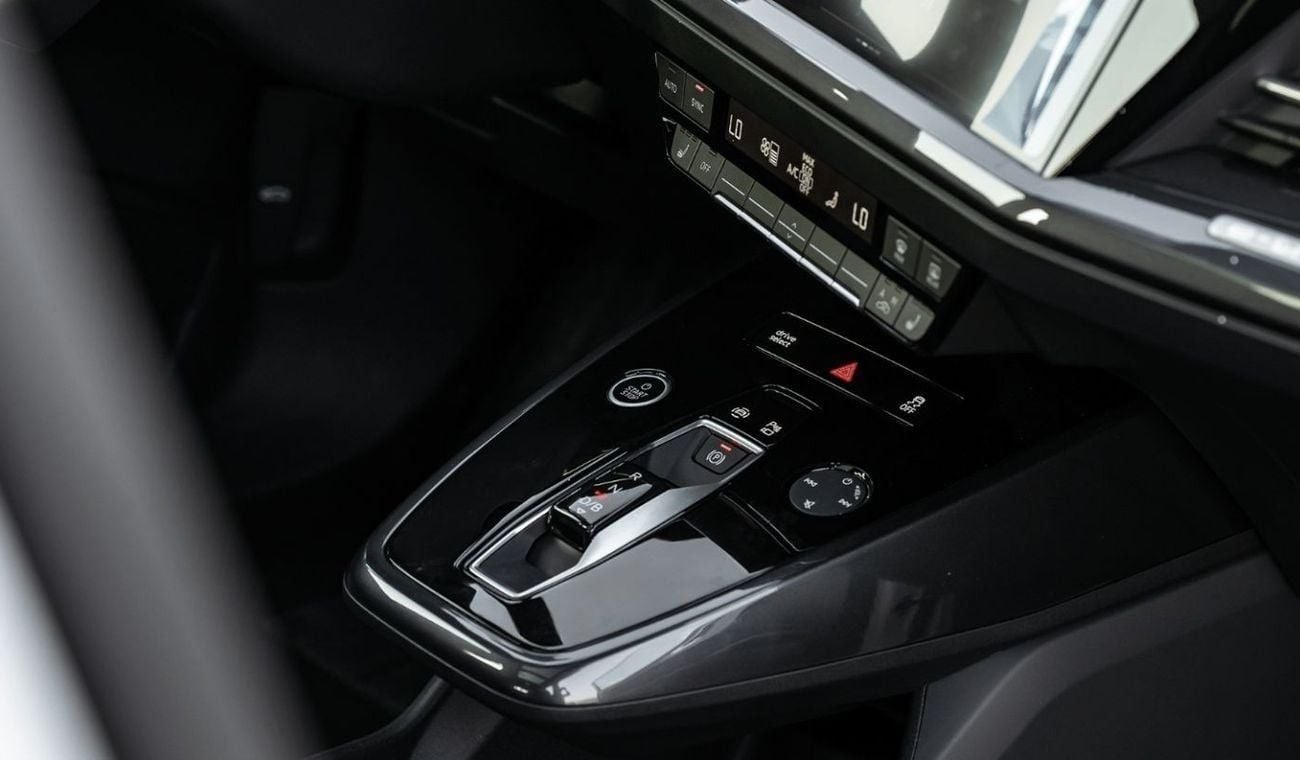 Audi Q4 2025 | AUDI E-TRON Q4 TOP VERSION [ EXPORT ONLY ]