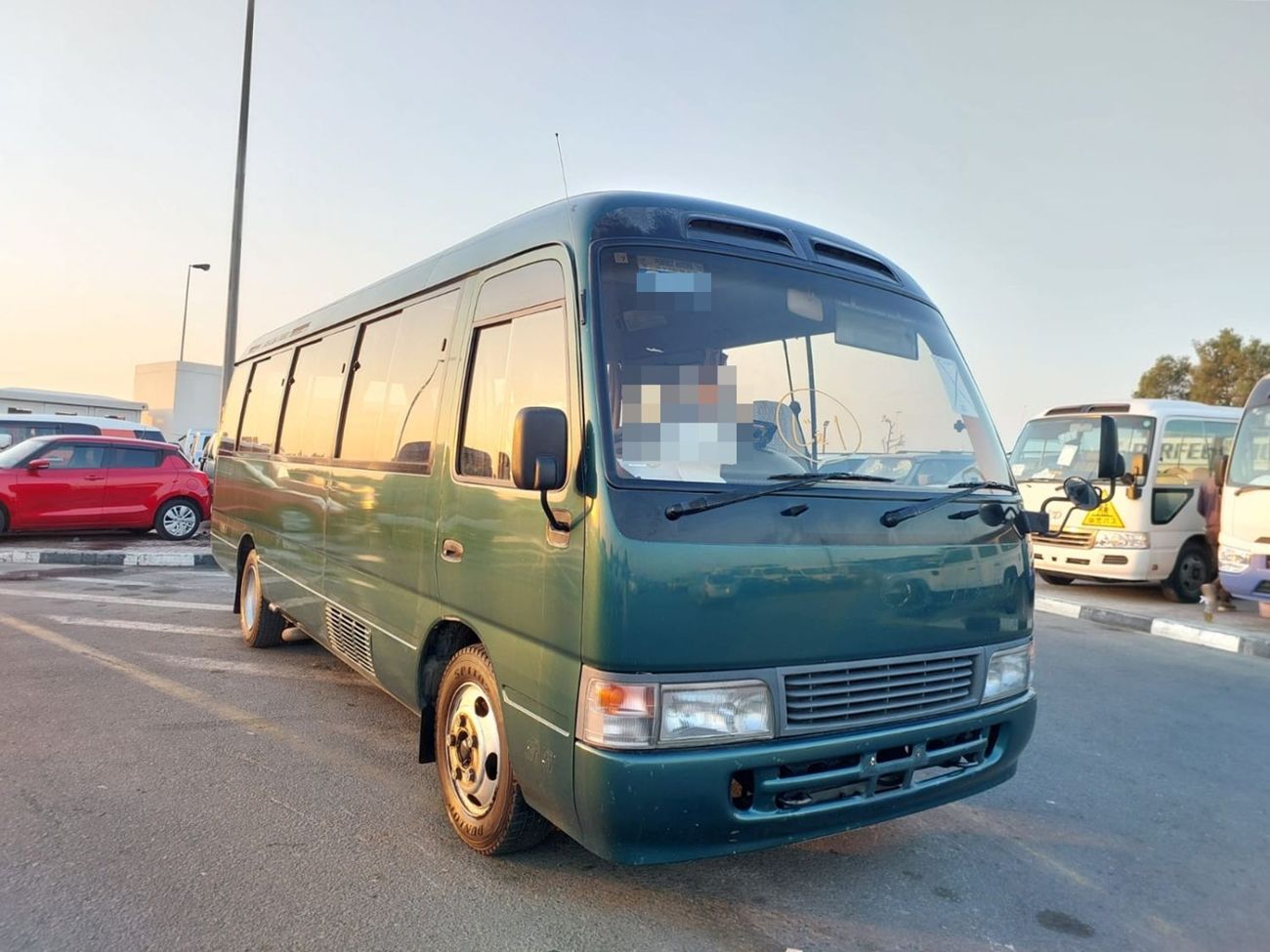 تويوتا كوستر TOYOTA COASTER BUS RHD 1998 MODEL 4.1 L DIESEL AUTOMATIC(PM02852)