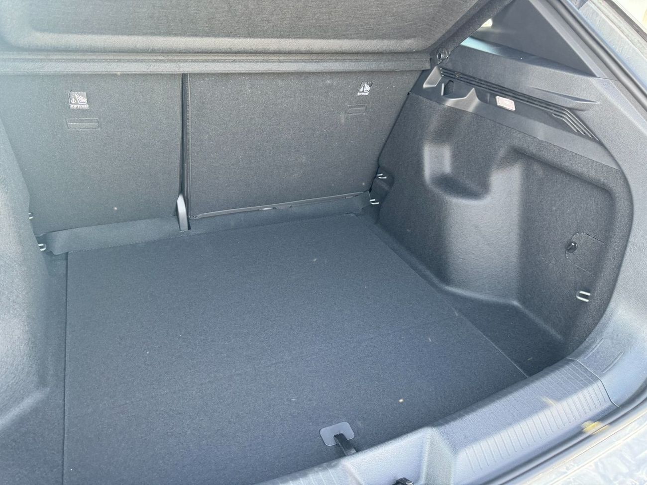 Volkswagen ID.6 VOLKWAGEN ID6 X FIXED PANORAMIC ROOF