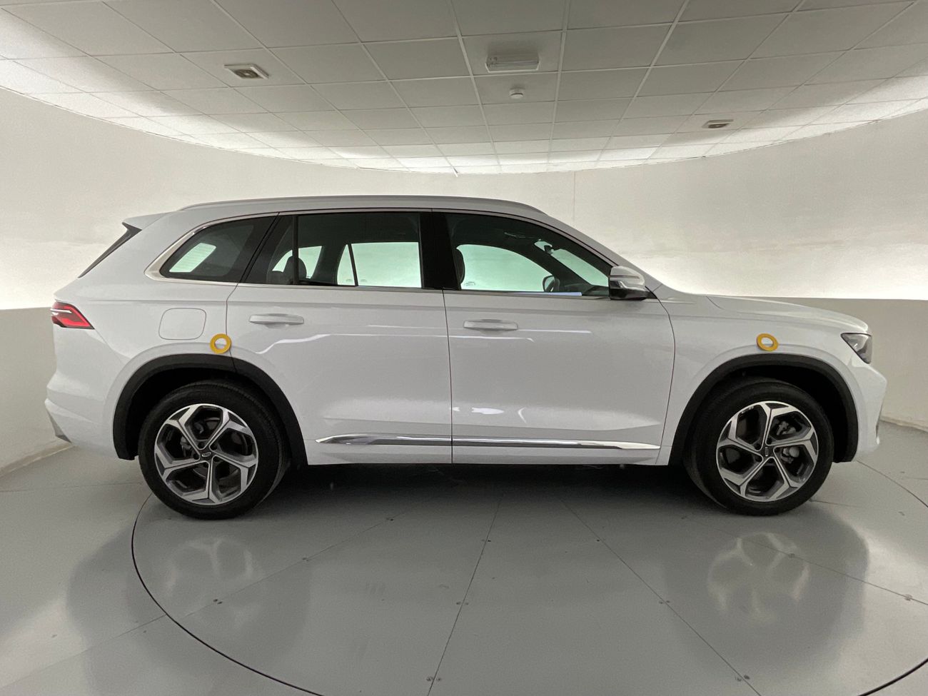 Mitsubishi Outlander GLX Midline | 1 year free warranty | 0 Down Payment